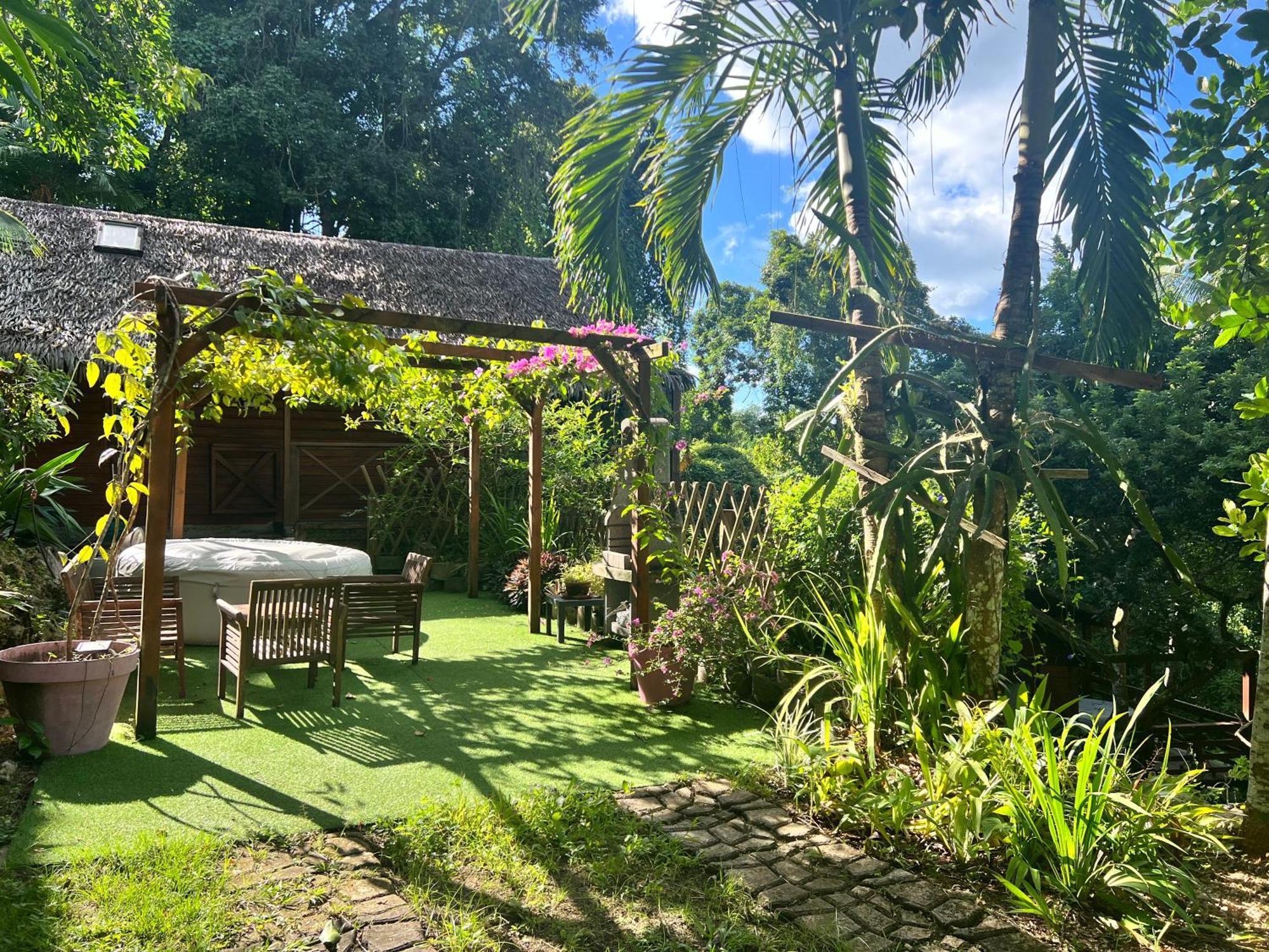 Ferienhaus Le Jasmin De Nuit , Privatif Les Abymes